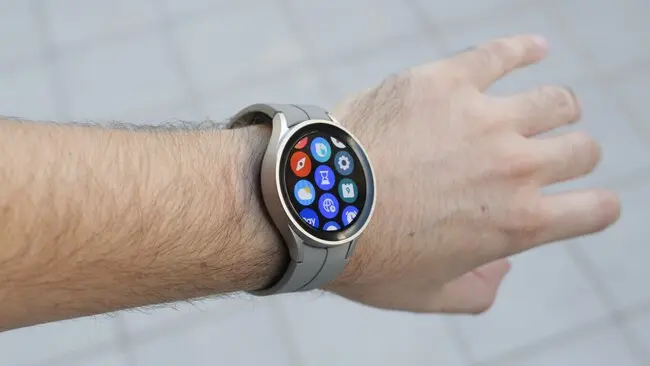 app google para reloj inteligentes - Cómo activar asistente de Google en smartwatch