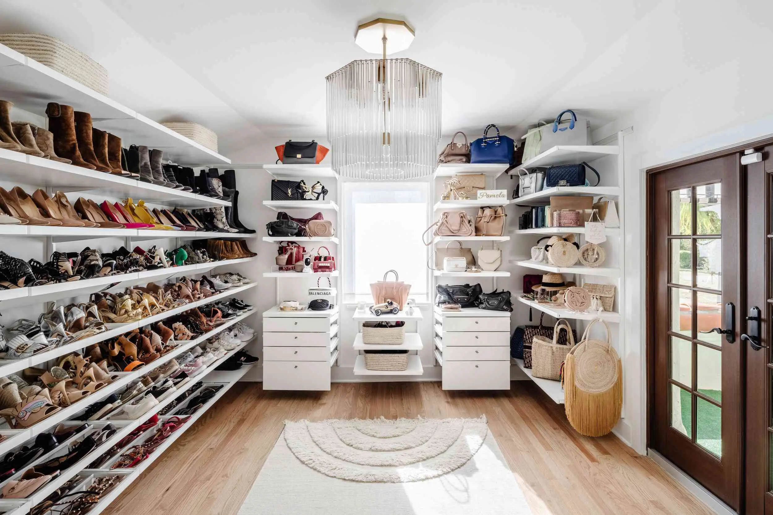 almacenamiento inteligente de zapatos - Cómo guardar los zapatos en el dormitorio