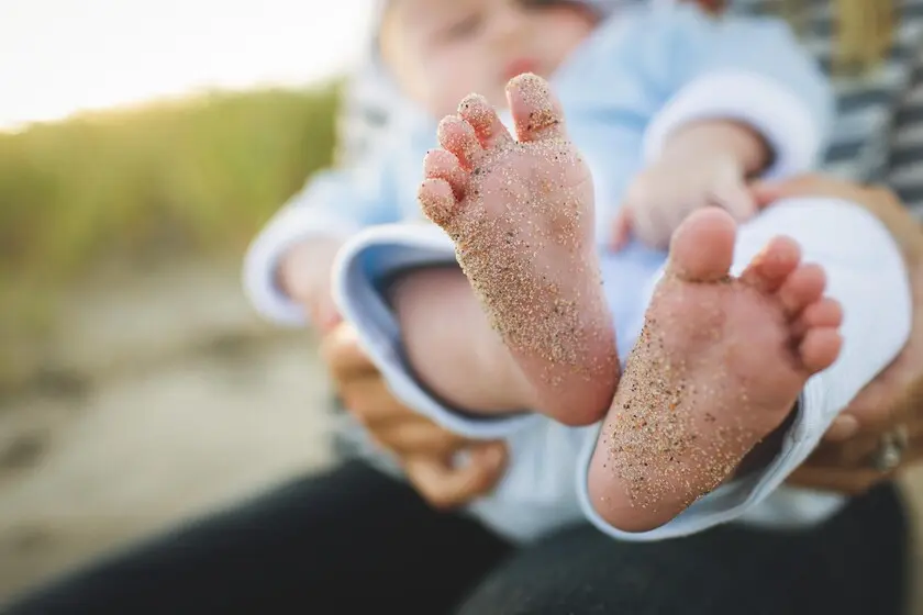 curso estimulacion inteligencia en pie - Cómo hacer para que un bebé ponga bien la planta del pie