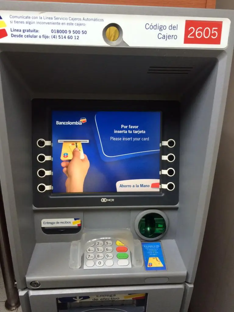 cajero inteligente bancolombia - Cómo retirar dinero de un cajero sin tarjeta Bancolombia