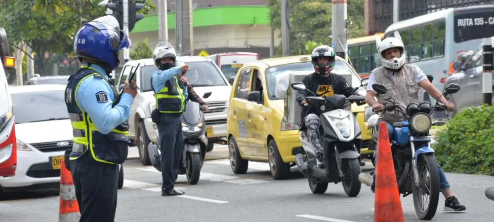 sistema inteligente de movilidad de medellín - Cómo saber si estoy exento de pico y placa en Medellín