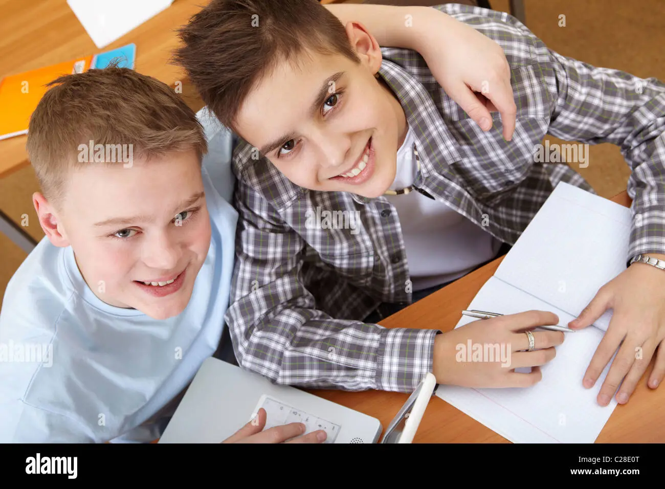 Chicos inteligentes adolescentes: características y cómo identificarlos - Cómo saber si un adolescente es inteligente chicos inteligentes adolecentes - Cómo saber si un adolescente es inteligente