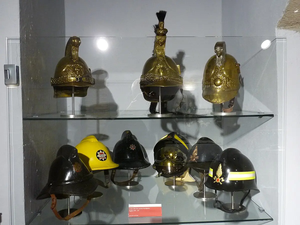casco de bomberos inteligente - Cómo se llaman los cascos de los bomberos