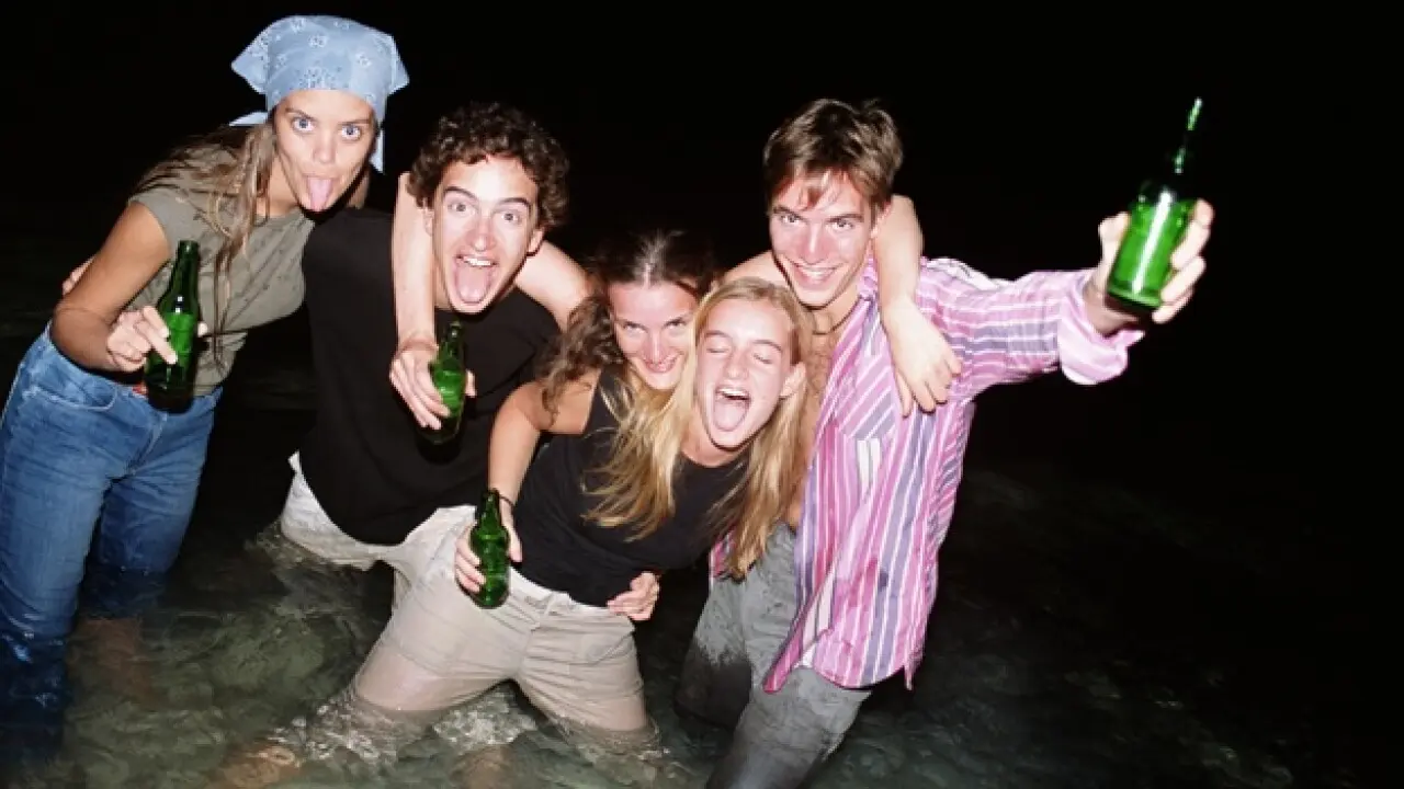 las personas inteligentes consumen alcohol porque - Cómo son las personas inteligentes borrachas