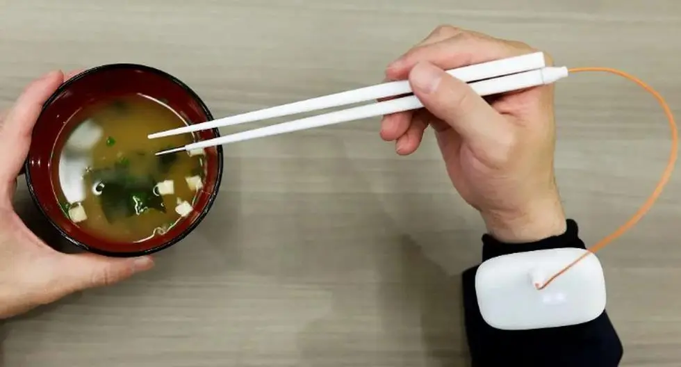 Comer con palillos inteligentes: una forma innovadora de disfrutar tus comidas - Cuál es la razon de usar palillos chinos comer con palillos inteligentes - Cuál es la razon de usar palillos chinos