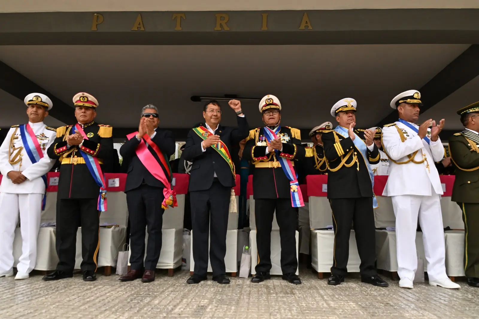 arce inteligencia naval - Cuáles son los rangos de la Marina