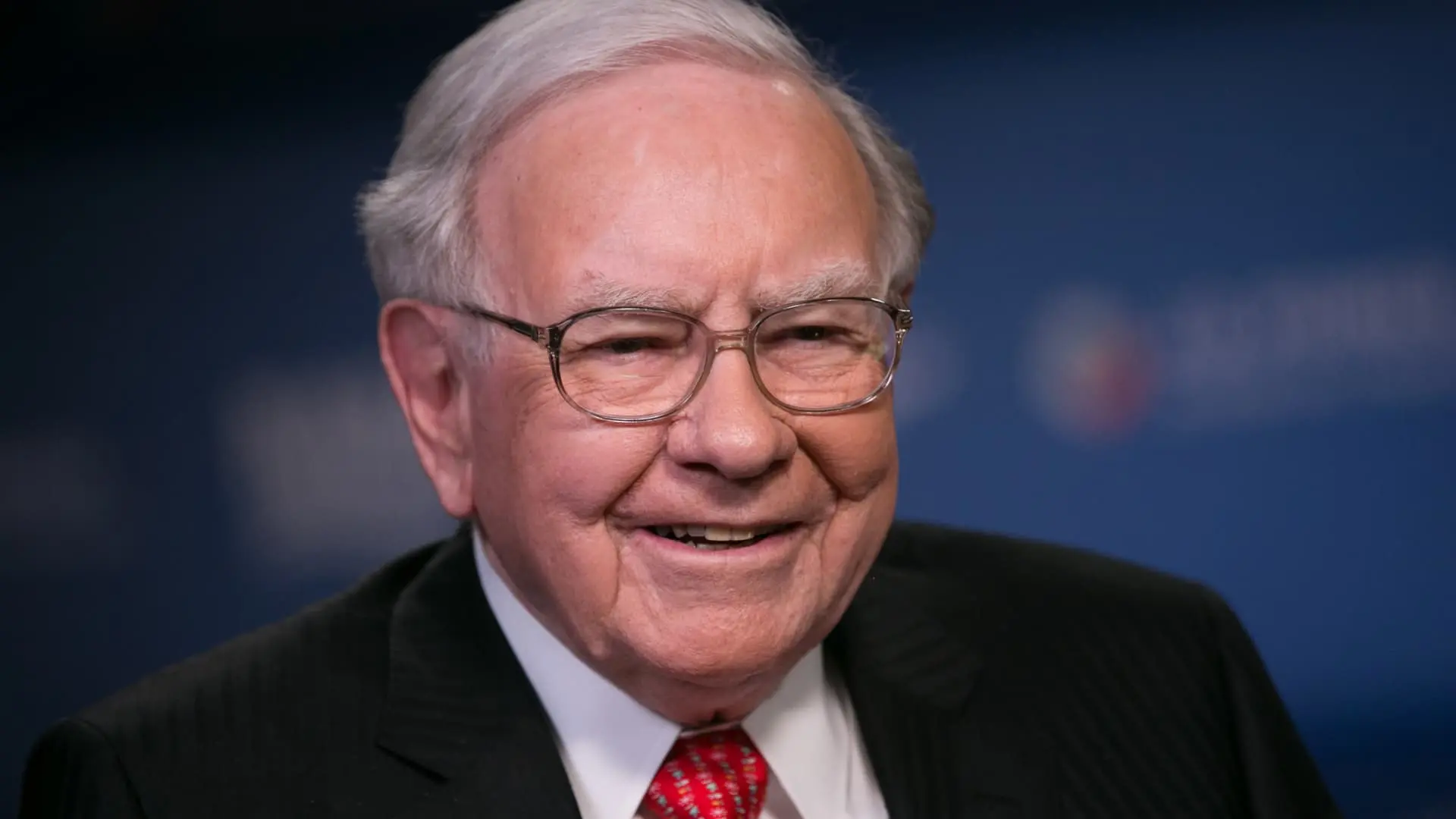 Consejos inteligentes de Warren Buffett para construir riqueza - Cuántas horas al día lee Warren Buffet inteligente warren buffett concejos - Cuántas horas al día lee Warren Buffet