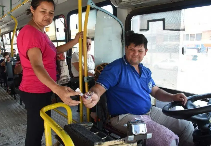 autobus inteligente chofer cobrador - Cuánto gana un autobusero en Estados Unidos