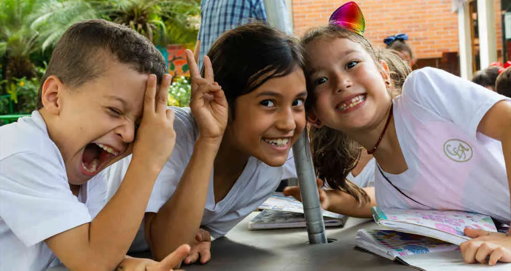 colegio en cali niños inteligentes - Dónde estudian los niños superdotados en Colombia