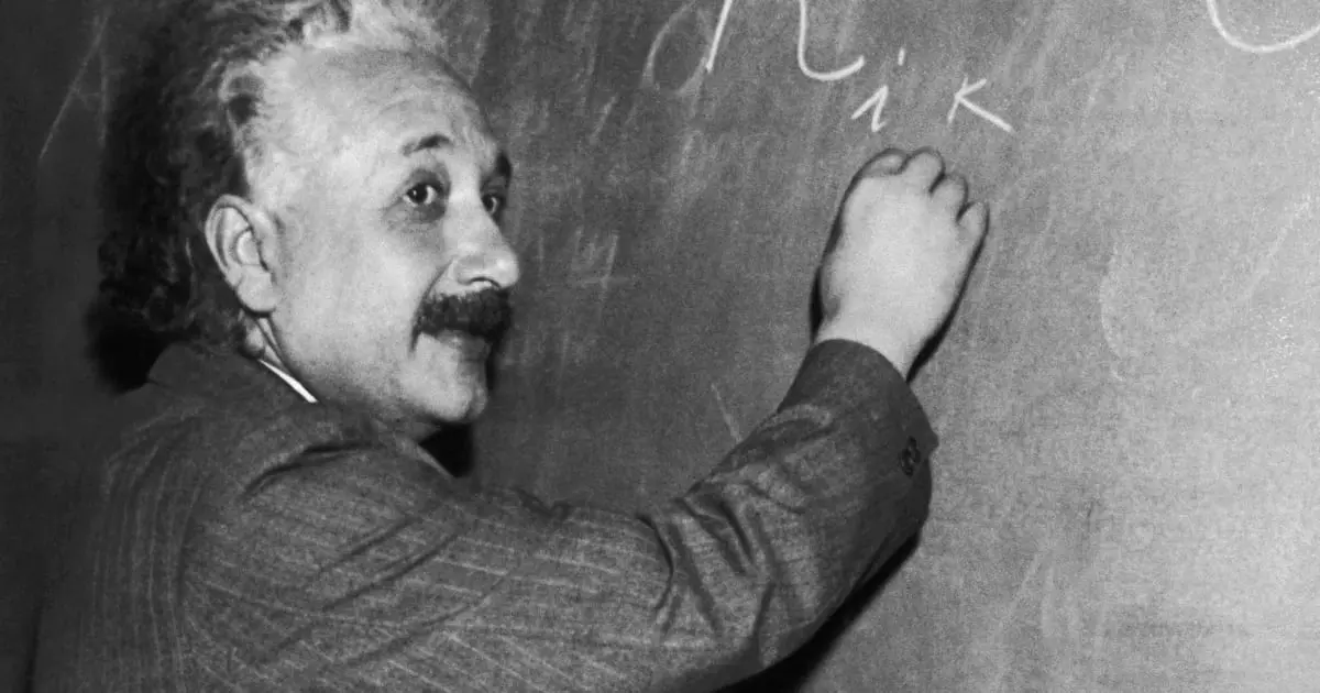 alicia fernandez inteligencia einstein brújula - Por qué le dieron el Premio Nobel a Einstein