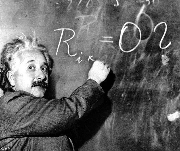 anecdota de albert einstein dinero o inteligencia - Qué dijo Einstein sobre el dinero