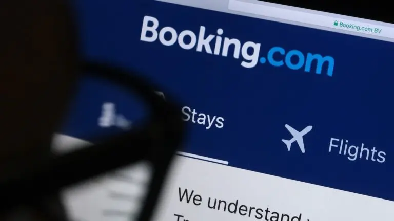 booking inteligencia artificial - Qué es el Programa Booking Com