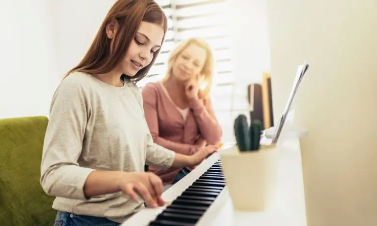personajes famosos con inteligencia naturalista - Qué famoso tiene la inteligencia musical
