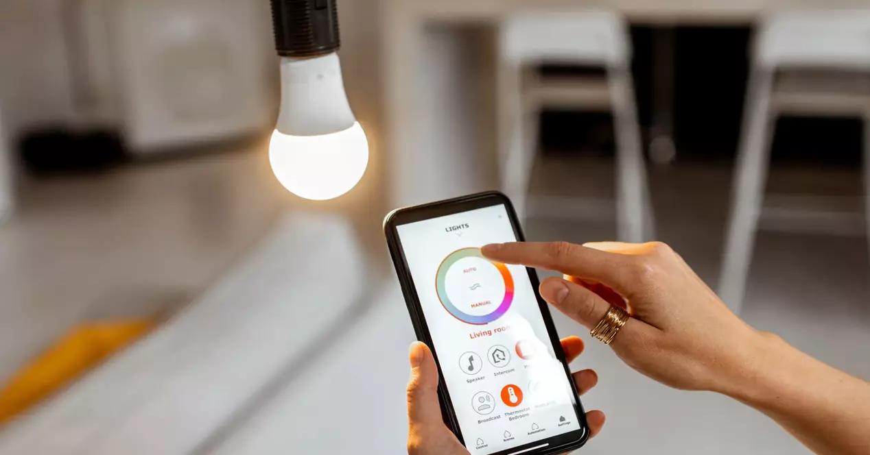 aplicaciones universales para luces inteligentes - Qué quiere decir Smart Life en español