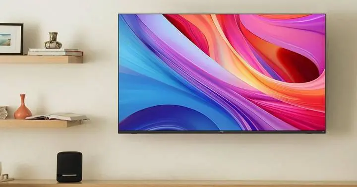 smart tv tcl inteligencia artificial - Qué sistema usa TCL