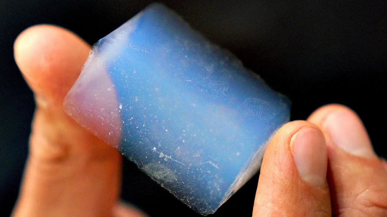 aerogeles material inteligente - Qué tipo de material es el aerogel