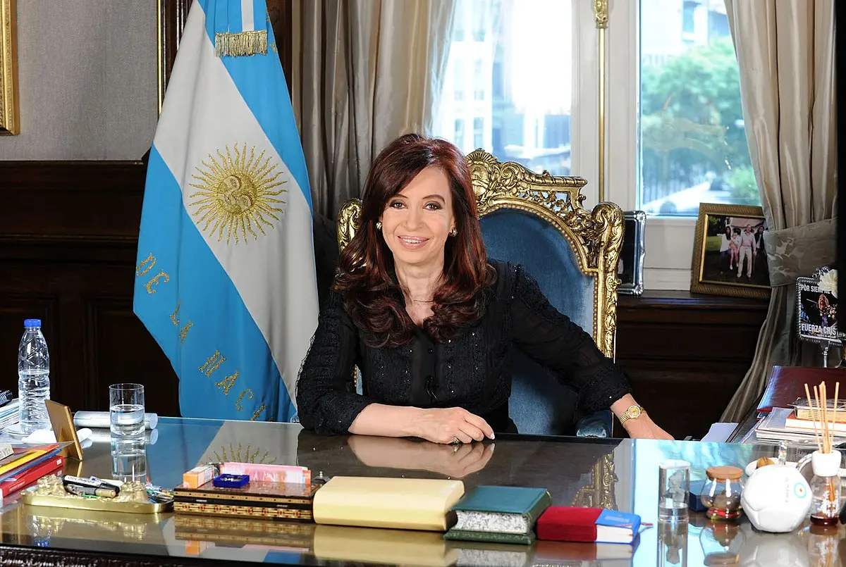 cargadas inteligentes a nestor k - Quién era presidente en el 2010 en Argentina