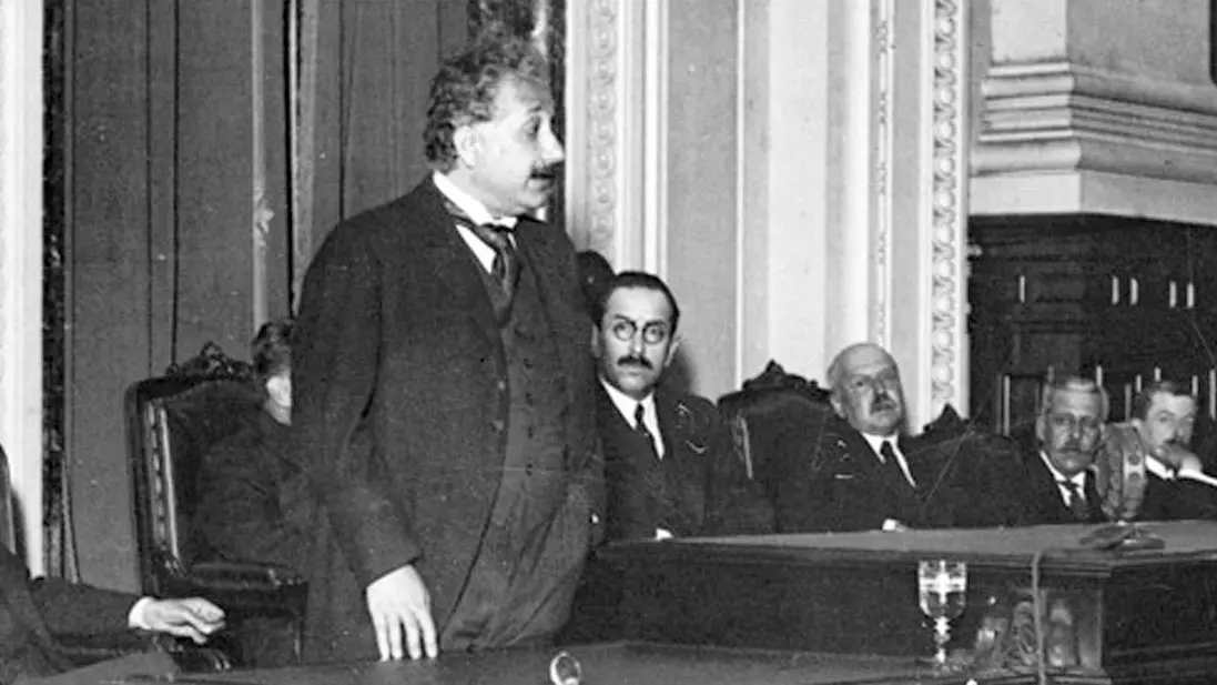 científico argentino más inteligente que einstein - Quién es Einstein en Argentina